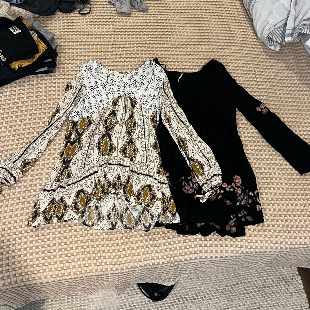 2 small Free people tunics